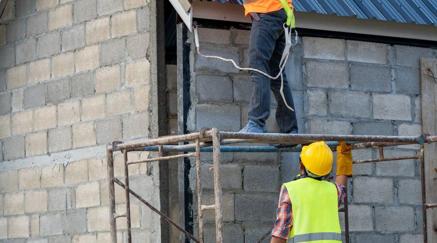 Expert flood damage restoration services in Hettinger, ND